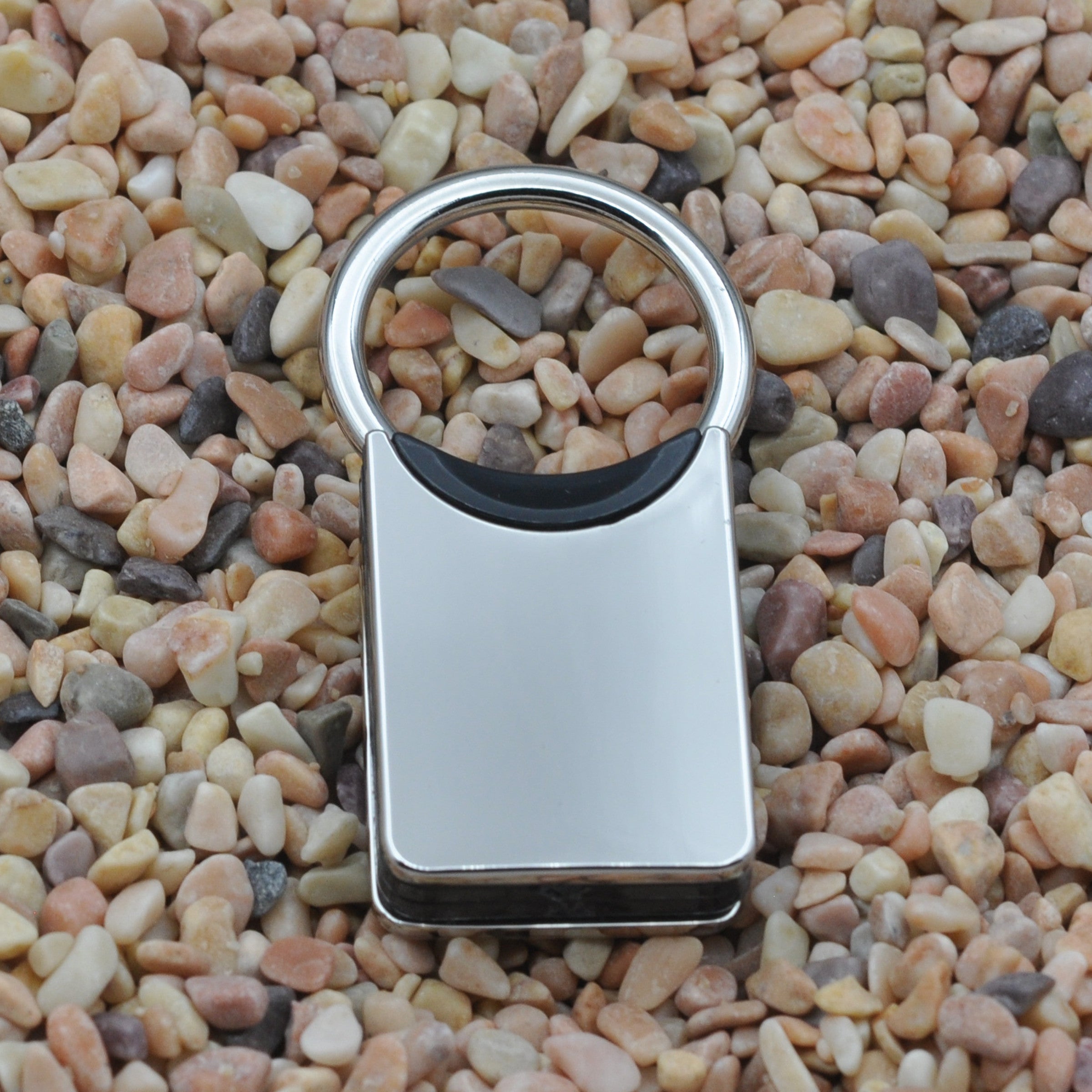 Nickel Plated Twist Top Key Ring with Black Edge